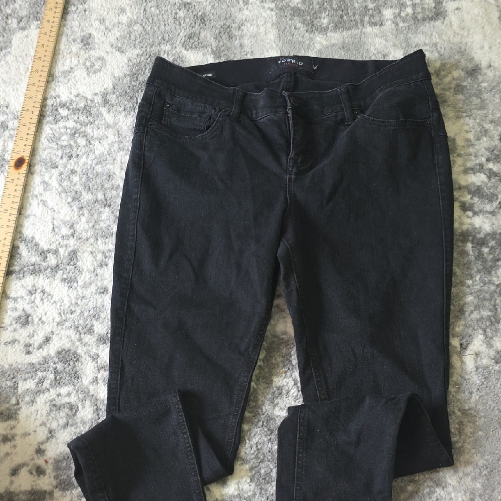Torrid Bomnshell Black Skinny Jean